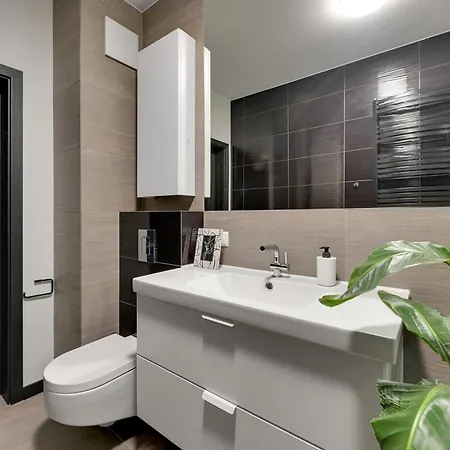 Aquarius By Downtown * 索波特